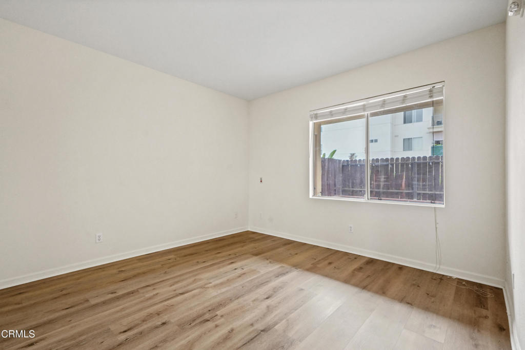 208 N Lincoln Avenue 111