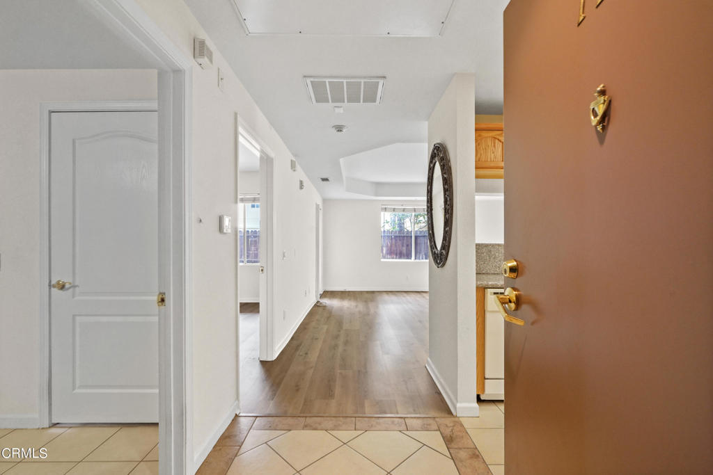 208 N Lincoln Avenue 111