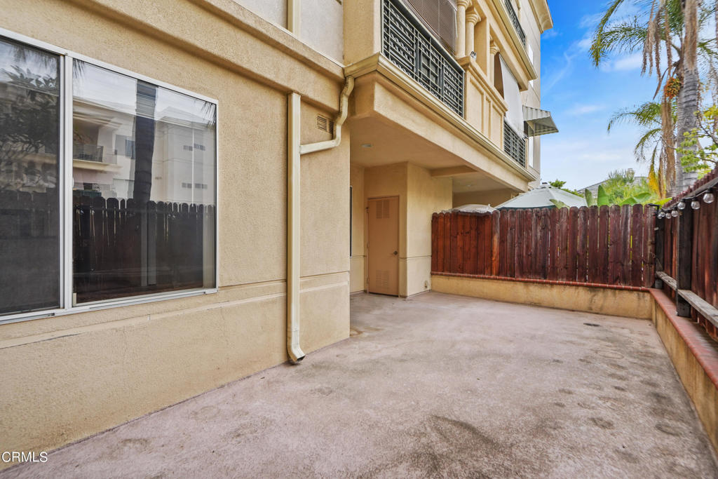 208 N Lincoln Avenue 111