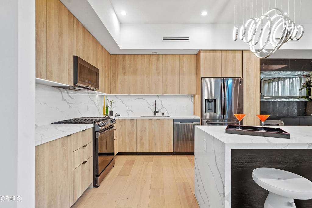 178 S Euclid Avenue 410