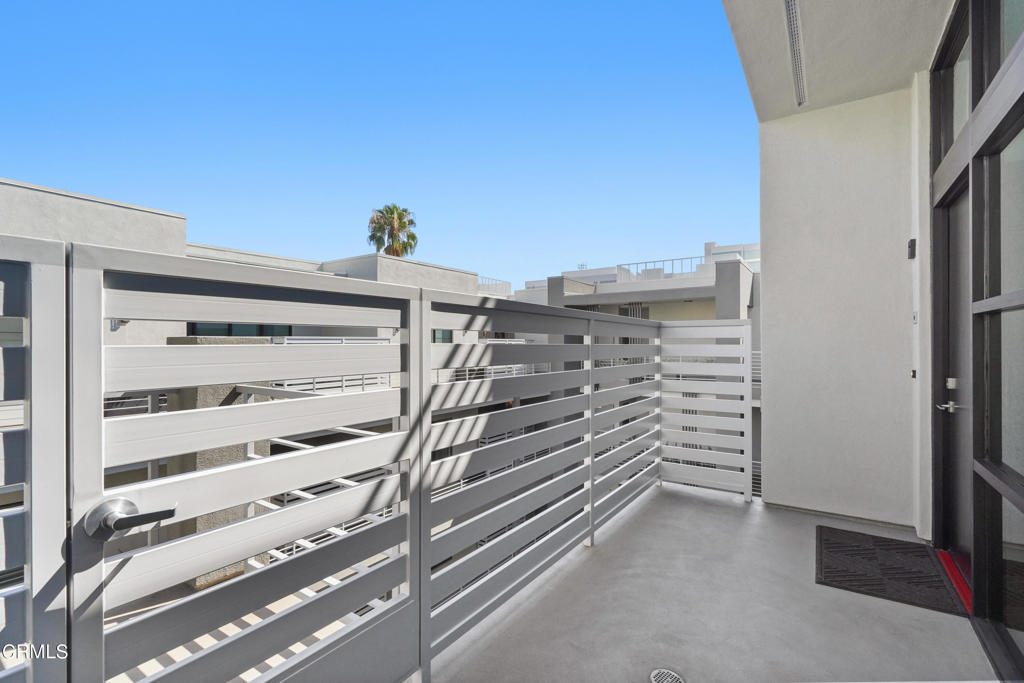 178 S Euclid Avenue 409