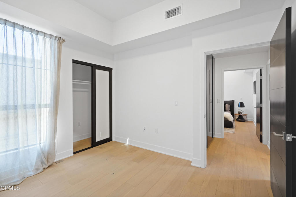 178 S Euclid Avenue 409