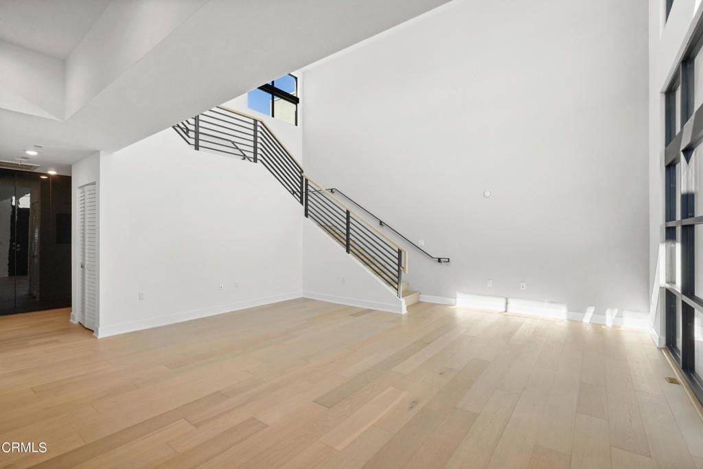178 S Euclid Avenue 409
