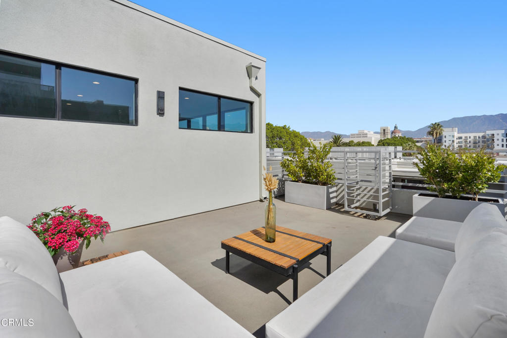 178 S Euclid Avenue 409
