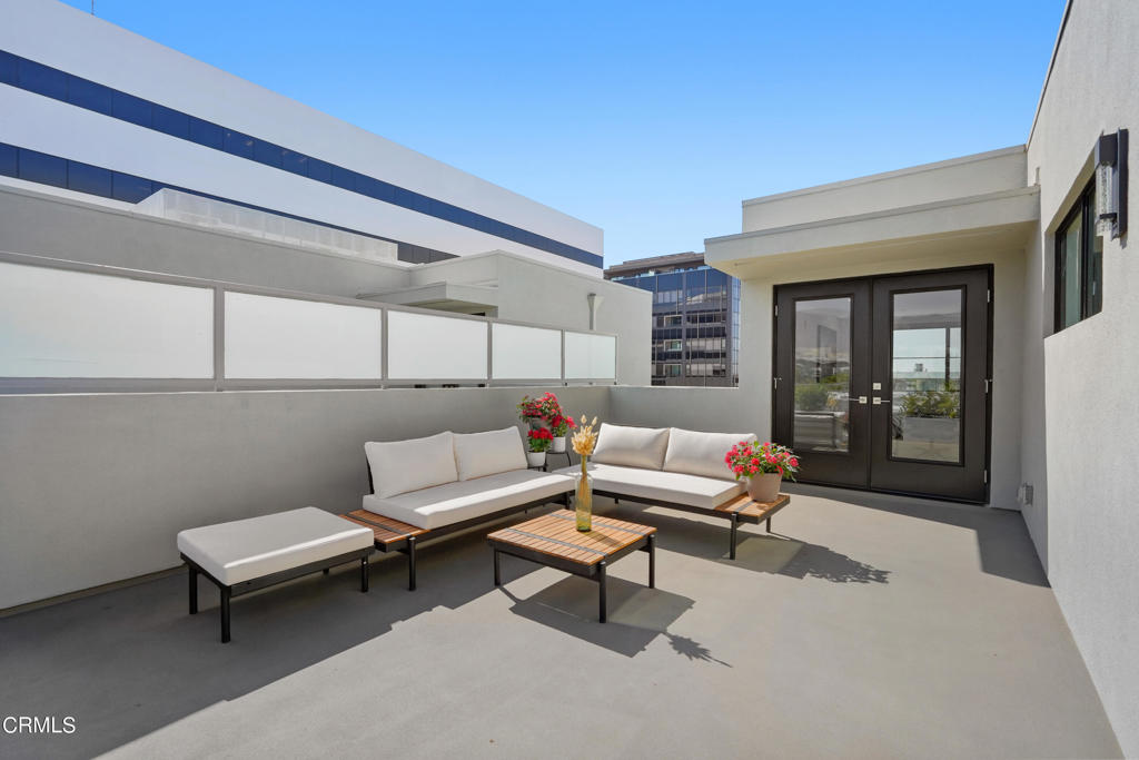 178 S Euclid Avenue 409