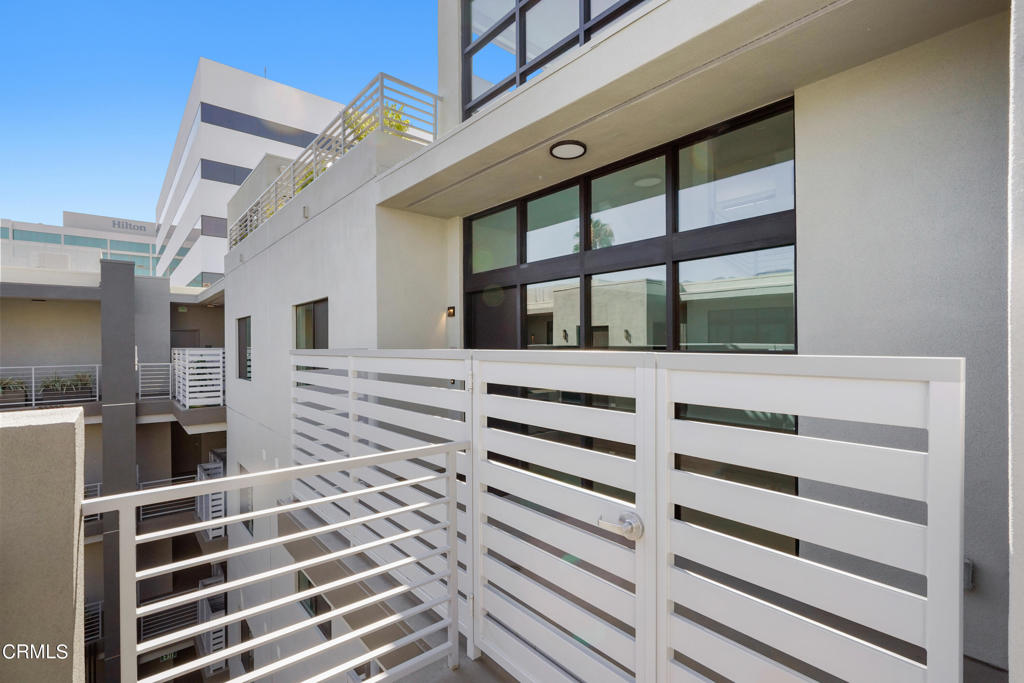 178 S Euclid Avenue 409