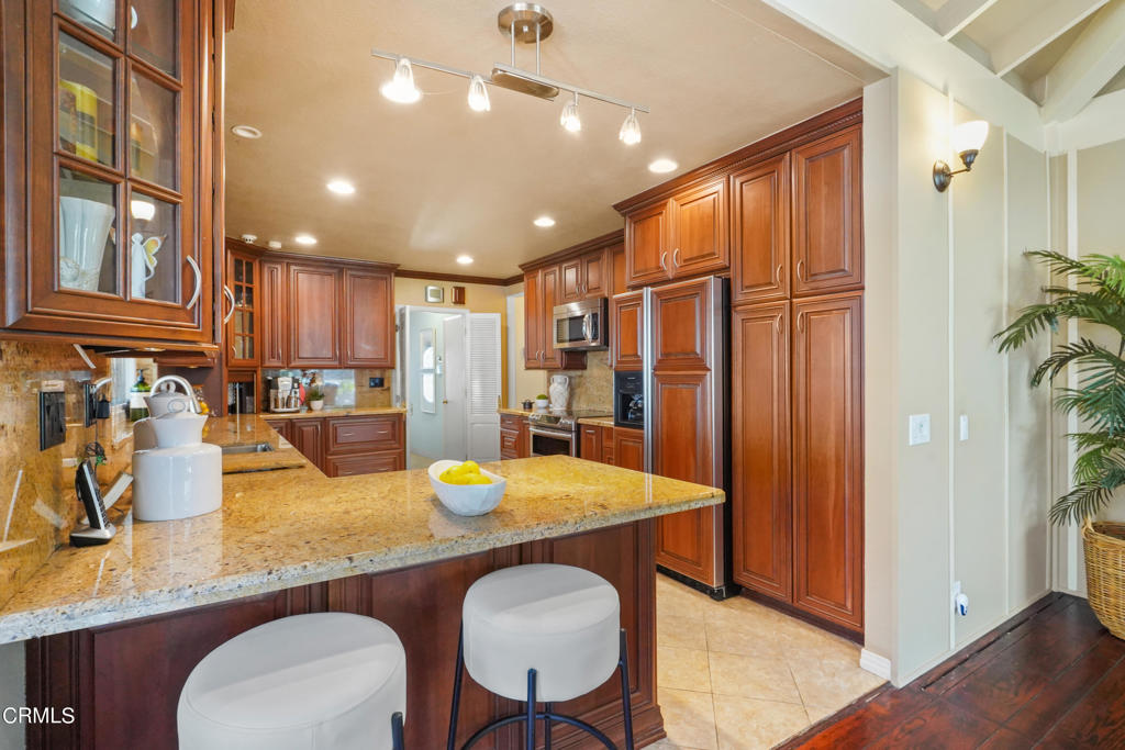 755 Hastings Ranch Drive
