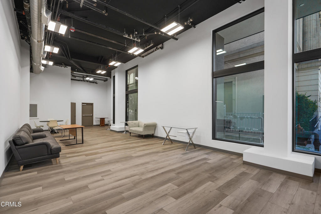 178 S Euclid Avenue 150