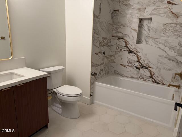 139 S Oak Knoll Avenue 104