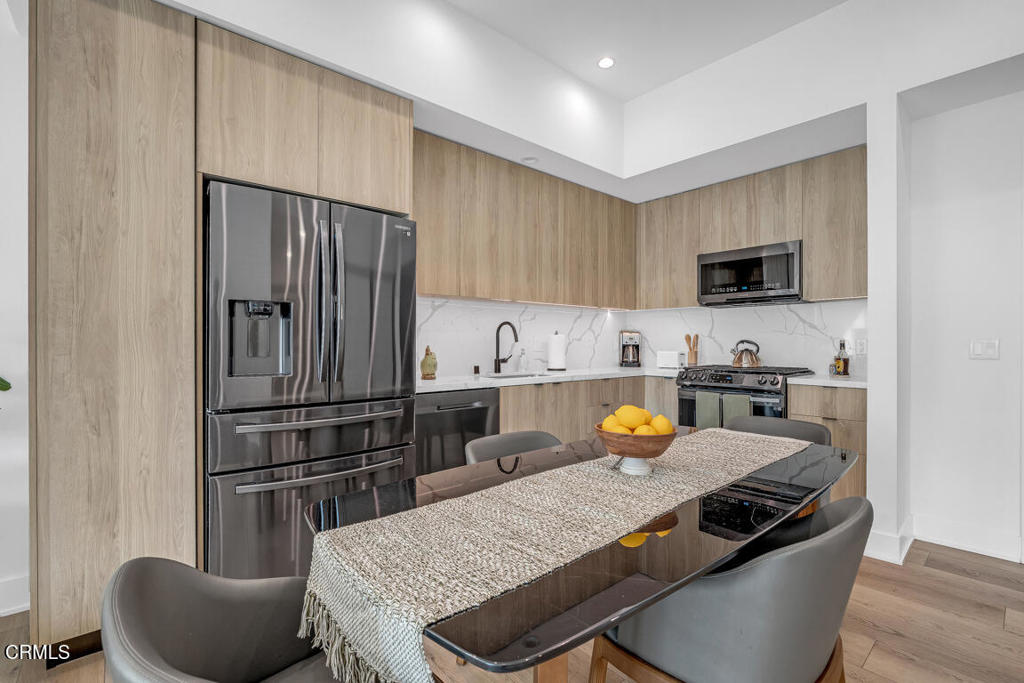 178 S Euclid Avenue 412