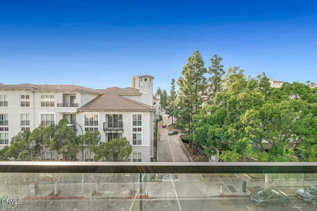 178 S Euclid Avenue 412