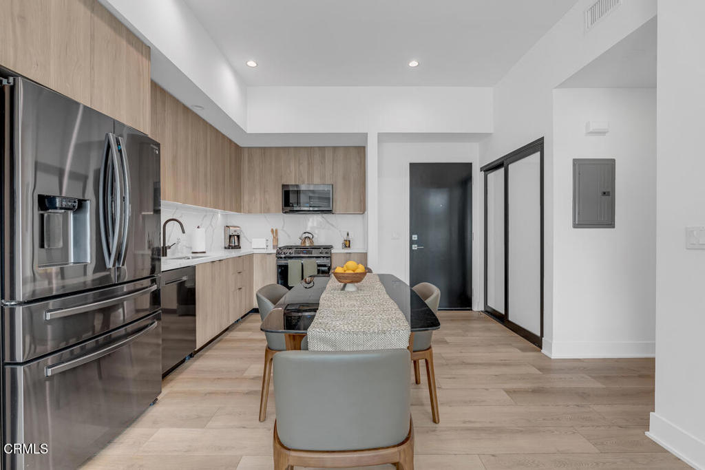 178 S Euclid Avenue 412