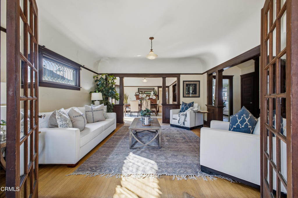 825 N Bushnell Avenue