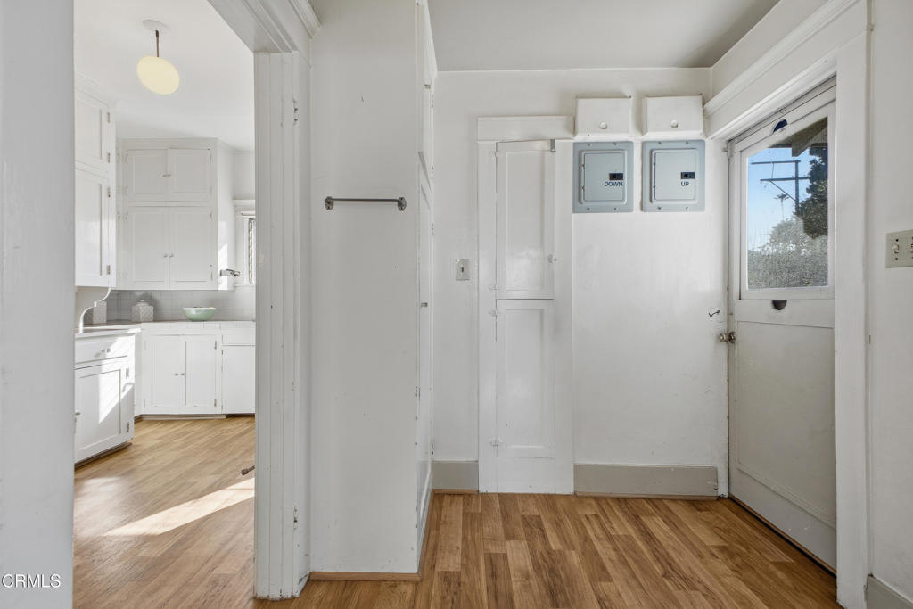 825 N Bushnell Avenue