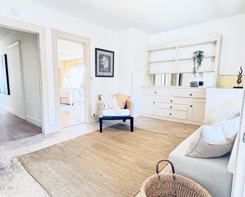 825 N Bushnell Avenue