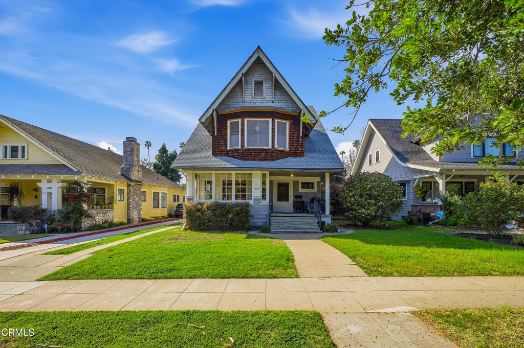 825 N Bushnell Avenue
