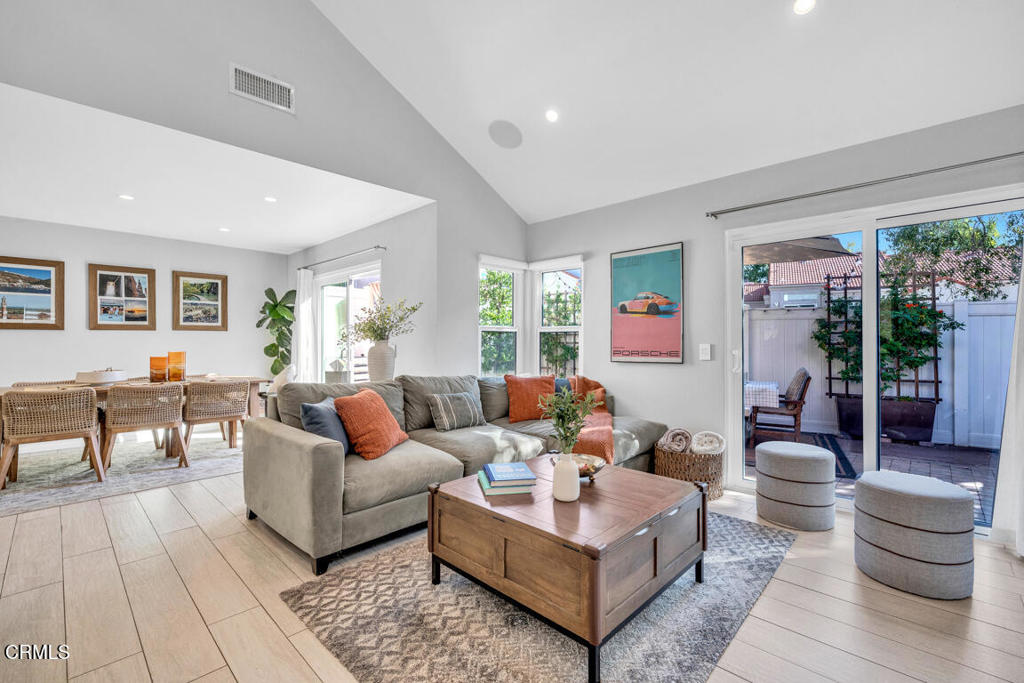 6301 Honolulu Avenue 47