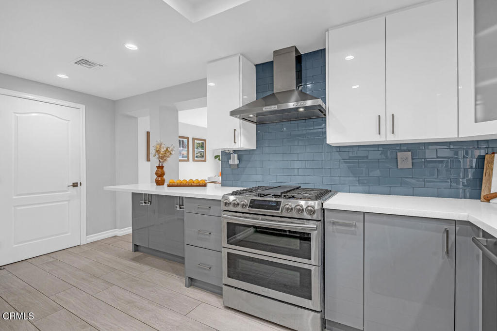 6301 Honolulu Avenue 47