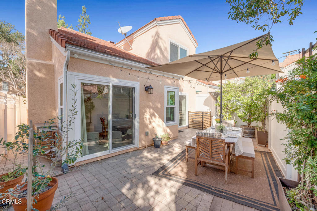 6301 Honolulu Avenue 47