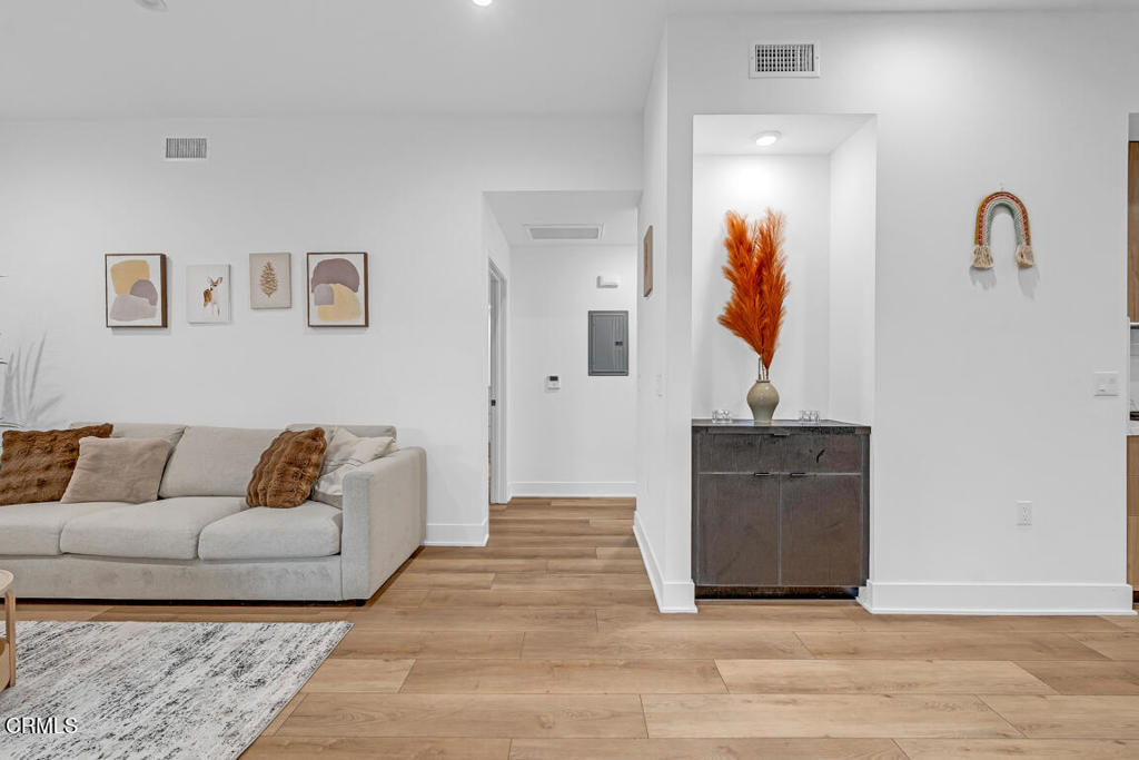 178 S Euclid Avenue 310