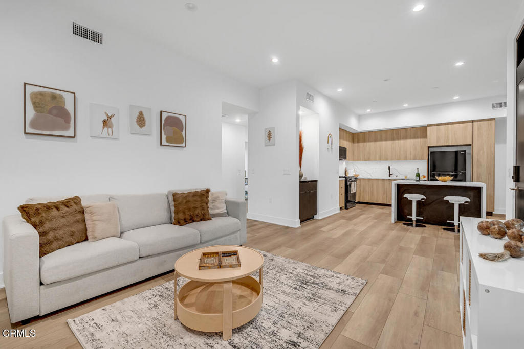 178 S Euclid Avenue 310