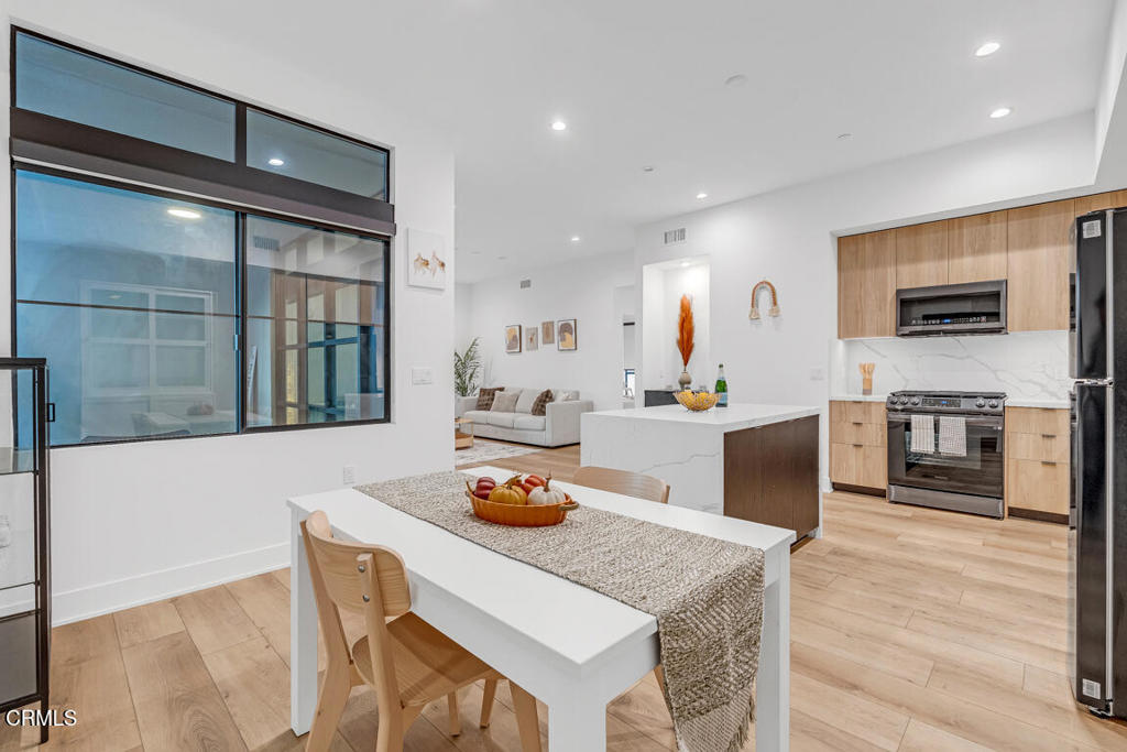 178 S Euclid Avenue 310