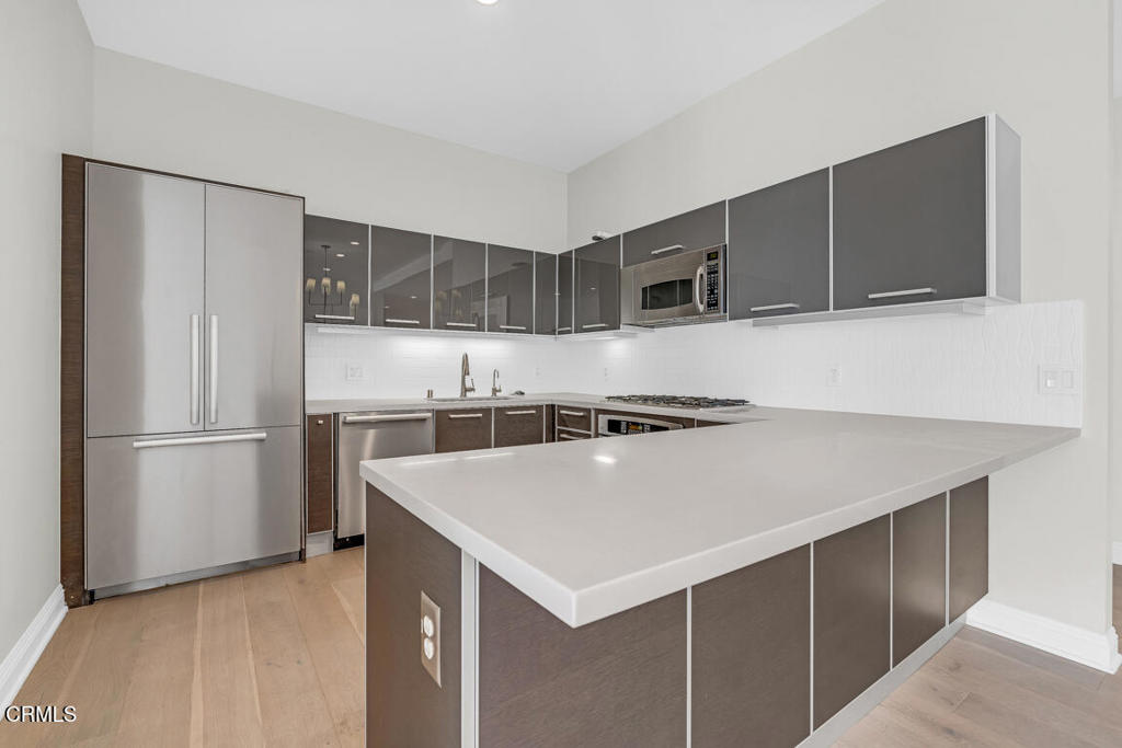 801 S Grand Avenue 1710