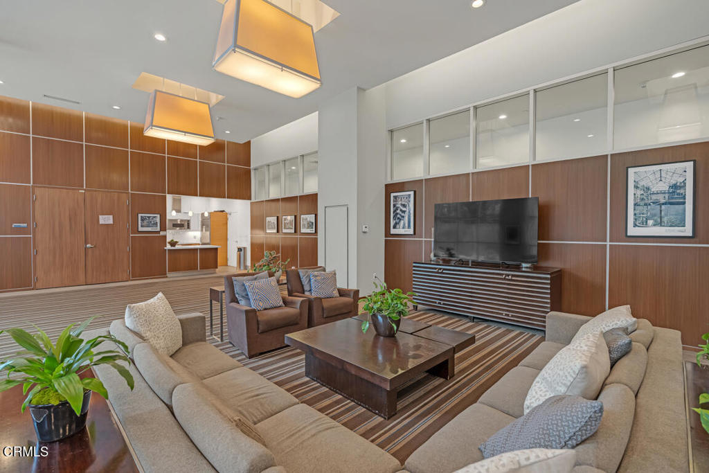 801 S Grand Avenue 1710