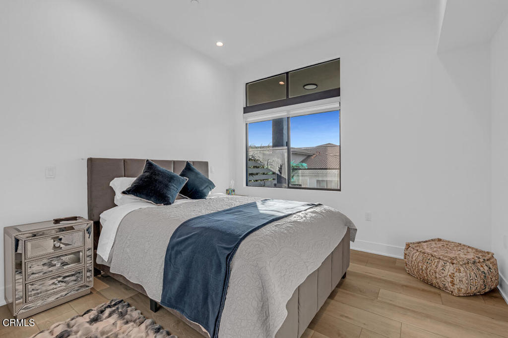 178 S Euclid Avenue 412