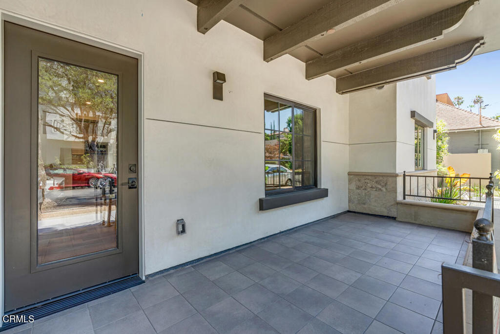 139 S Oak Knoll Avenue 101