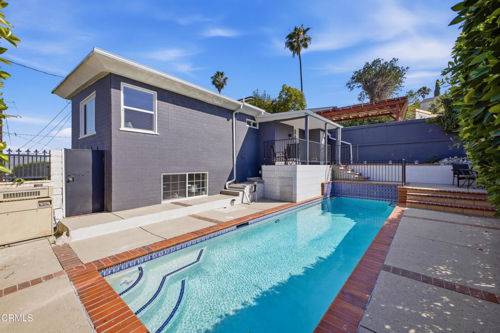126 Palatine Drive