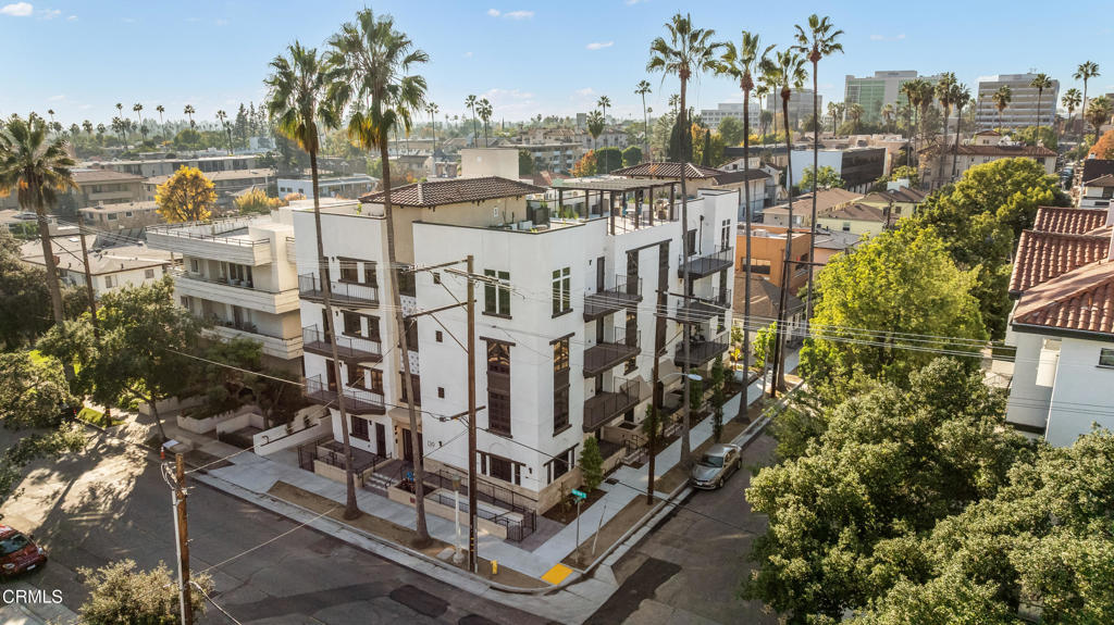 139 S Oak Knoll Avenue 203