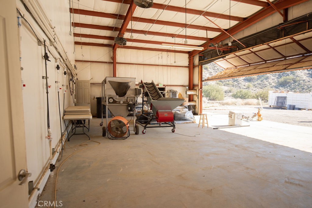 890 Ballinger Canyon Road