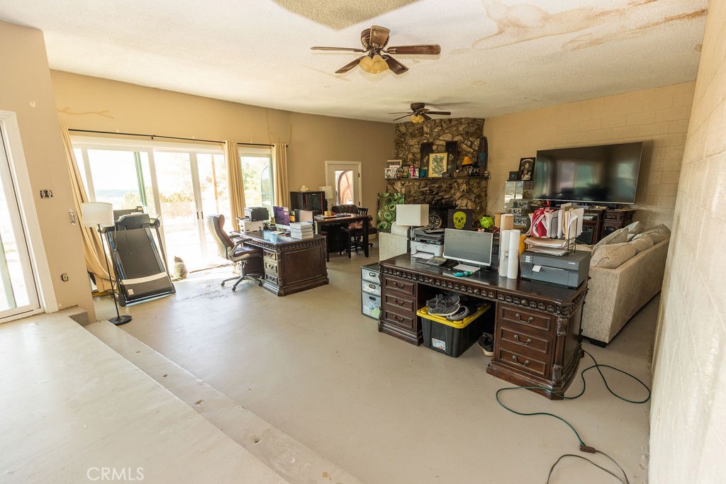 890 Ballinger Canyon Road