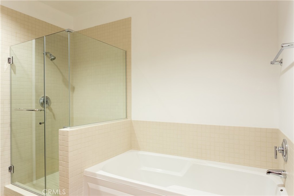 801 S Grand Avenue 2212