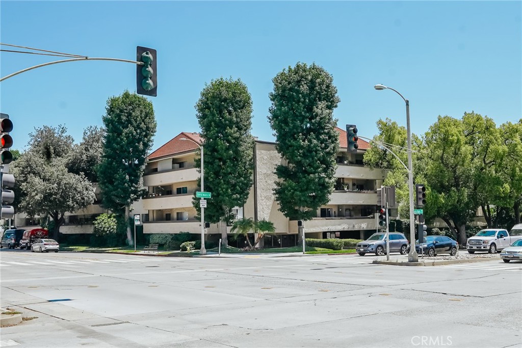 2386 E Del Mar Blvd 101