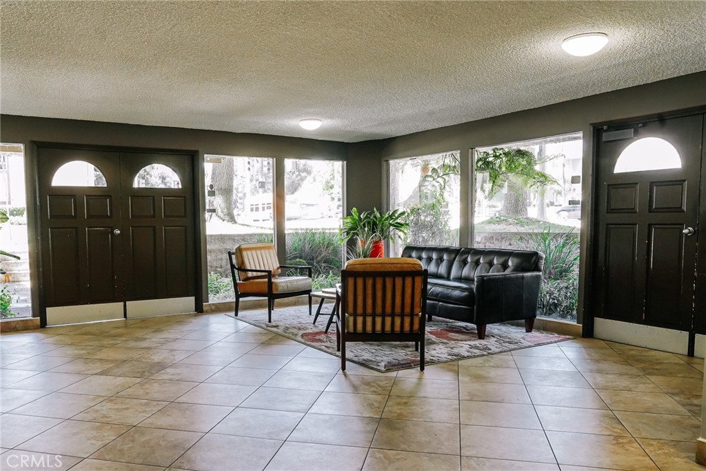 2386 E Del Mar Blvd 101