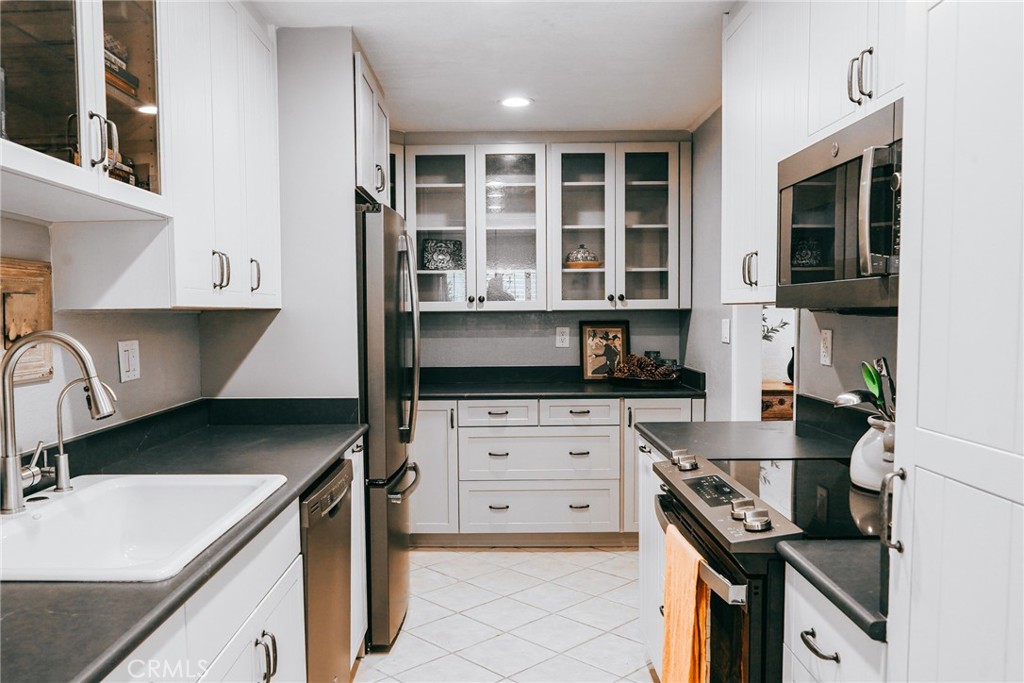 2386 E Del Mar Blvd 101