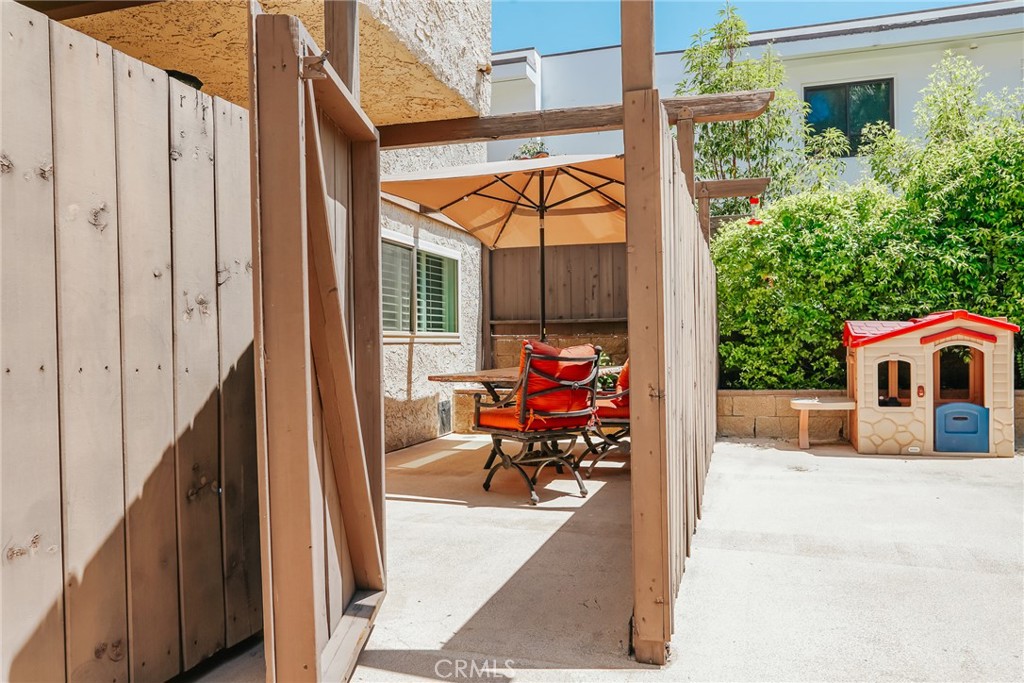 2386 E Del Mar Blvd 101
