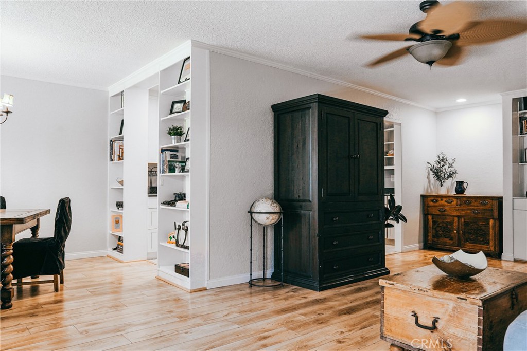 2386 E Del Mar Blvd 101