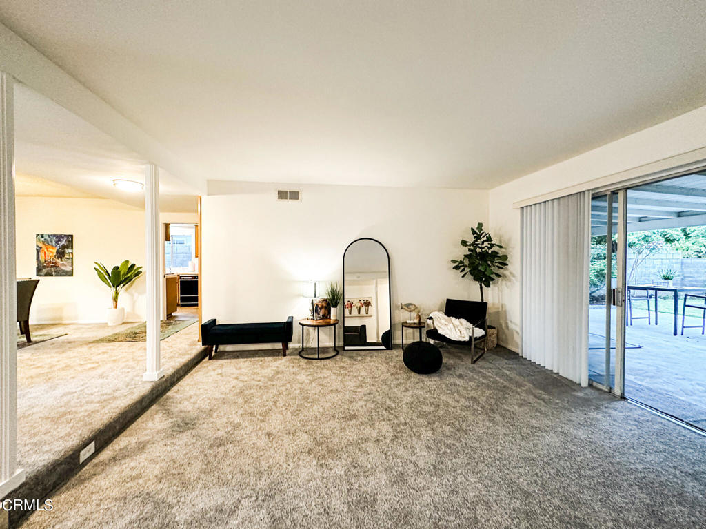 10012 Sunnybrae Avenue