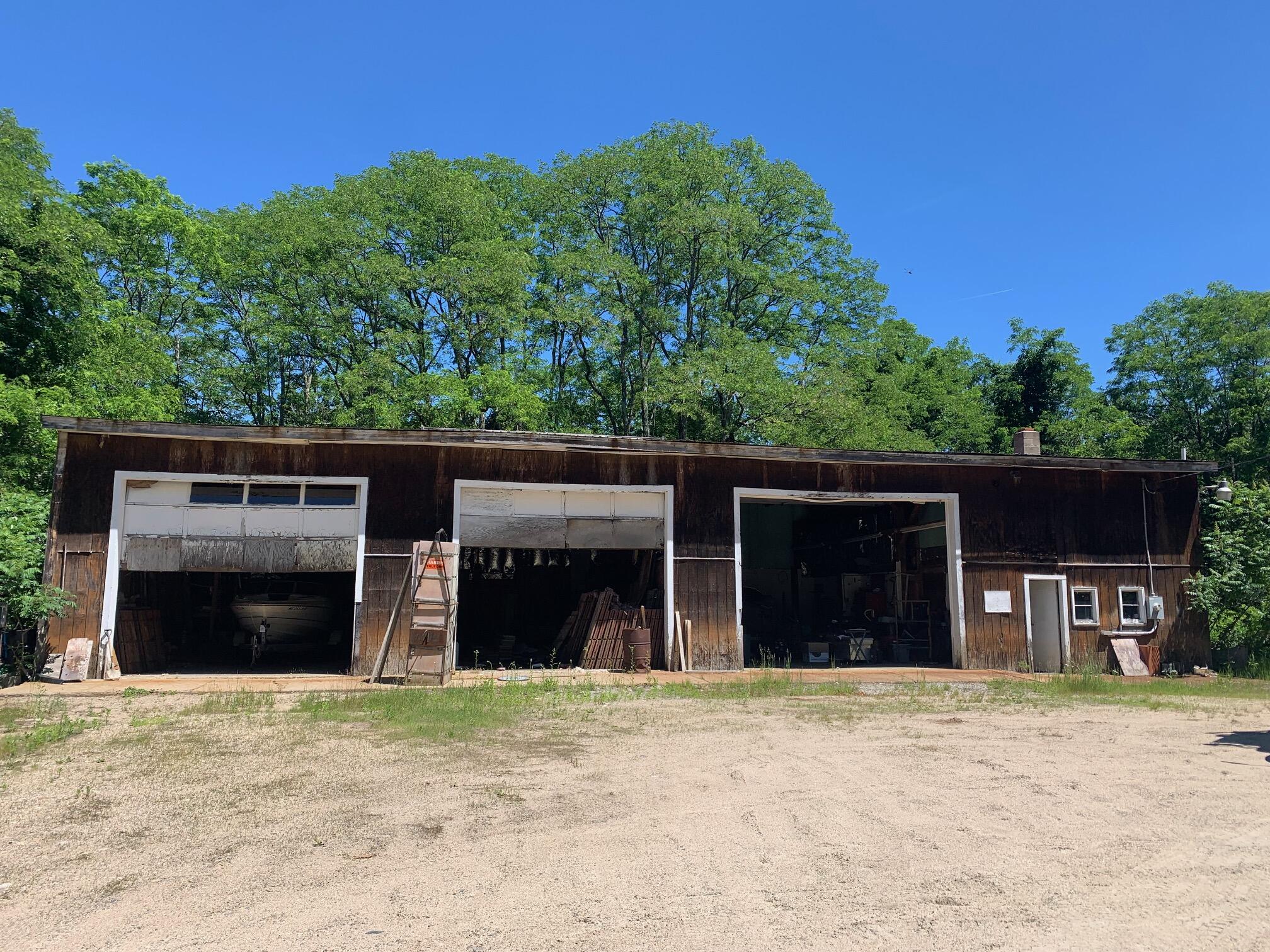 6 Dugway Road
