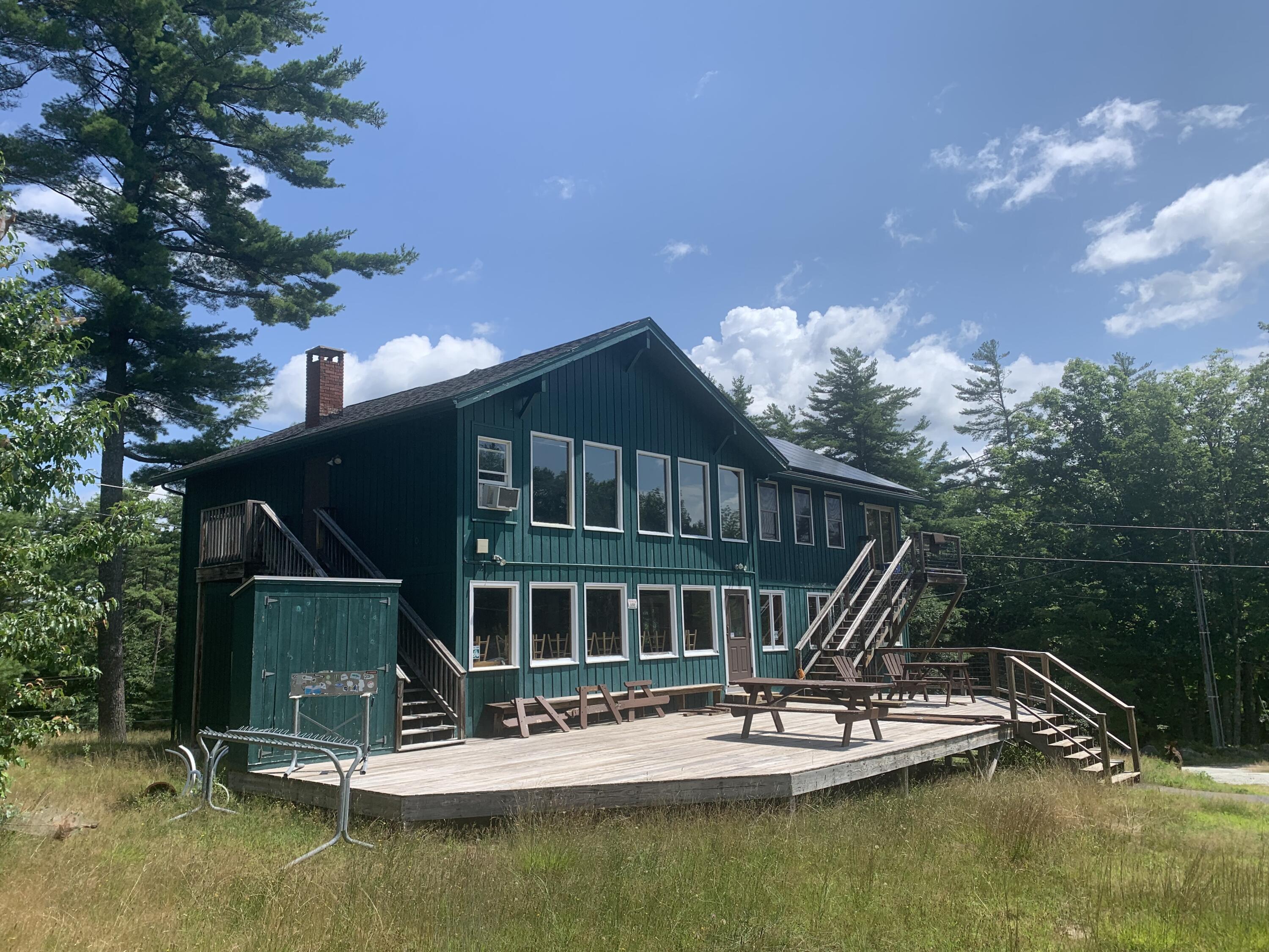 22 Trailside Way