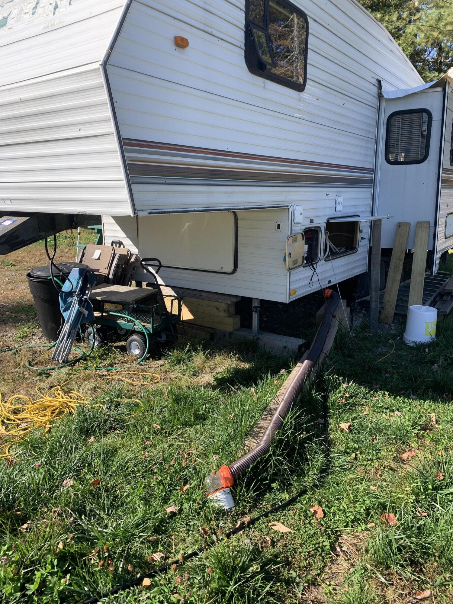 10 Hammond Brook Road