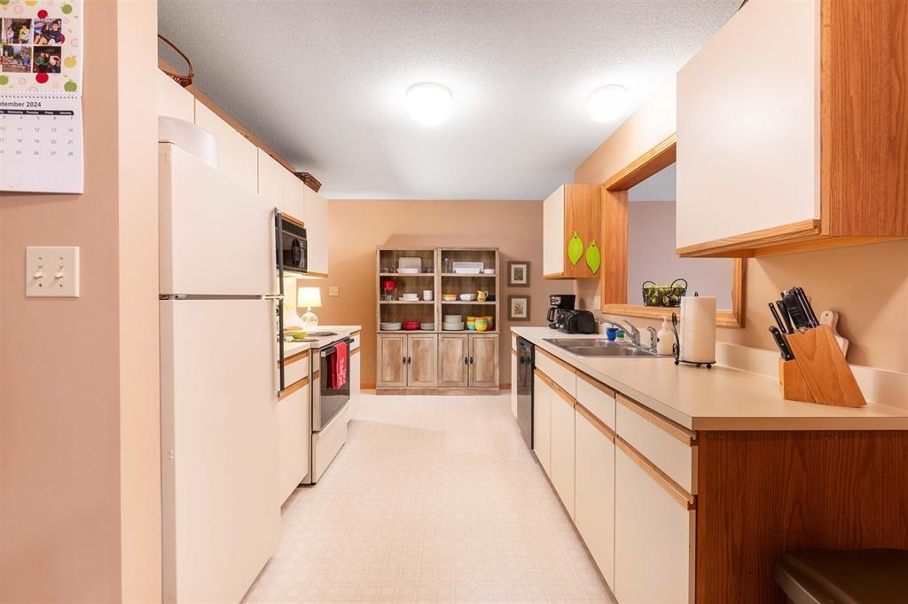 17 Purple Finch Road