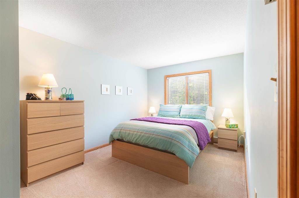 17 Purple Finch Road