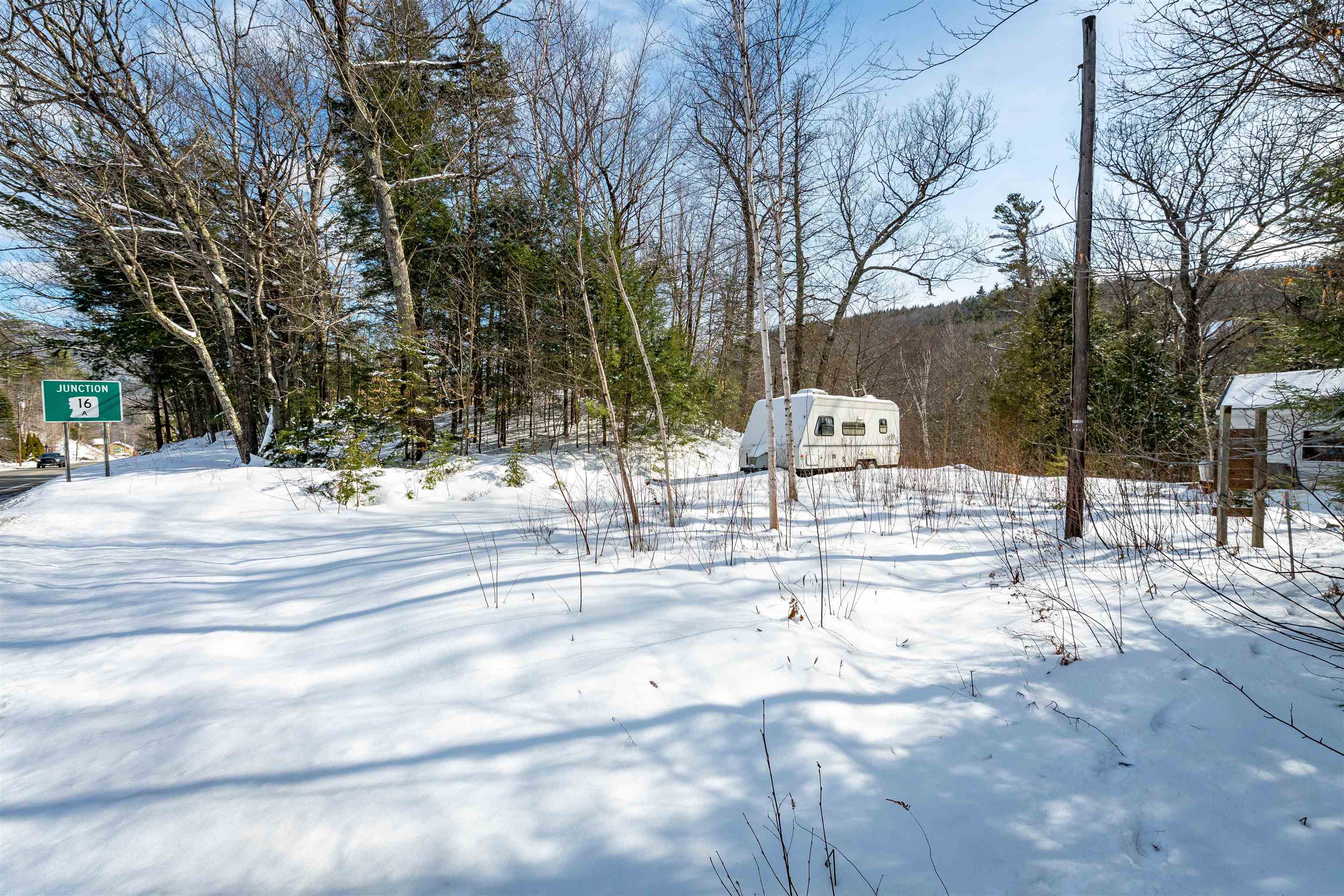 4 St Martins Drive Unit: Map R12/Parcel 133 & Map V01/Parcel 21