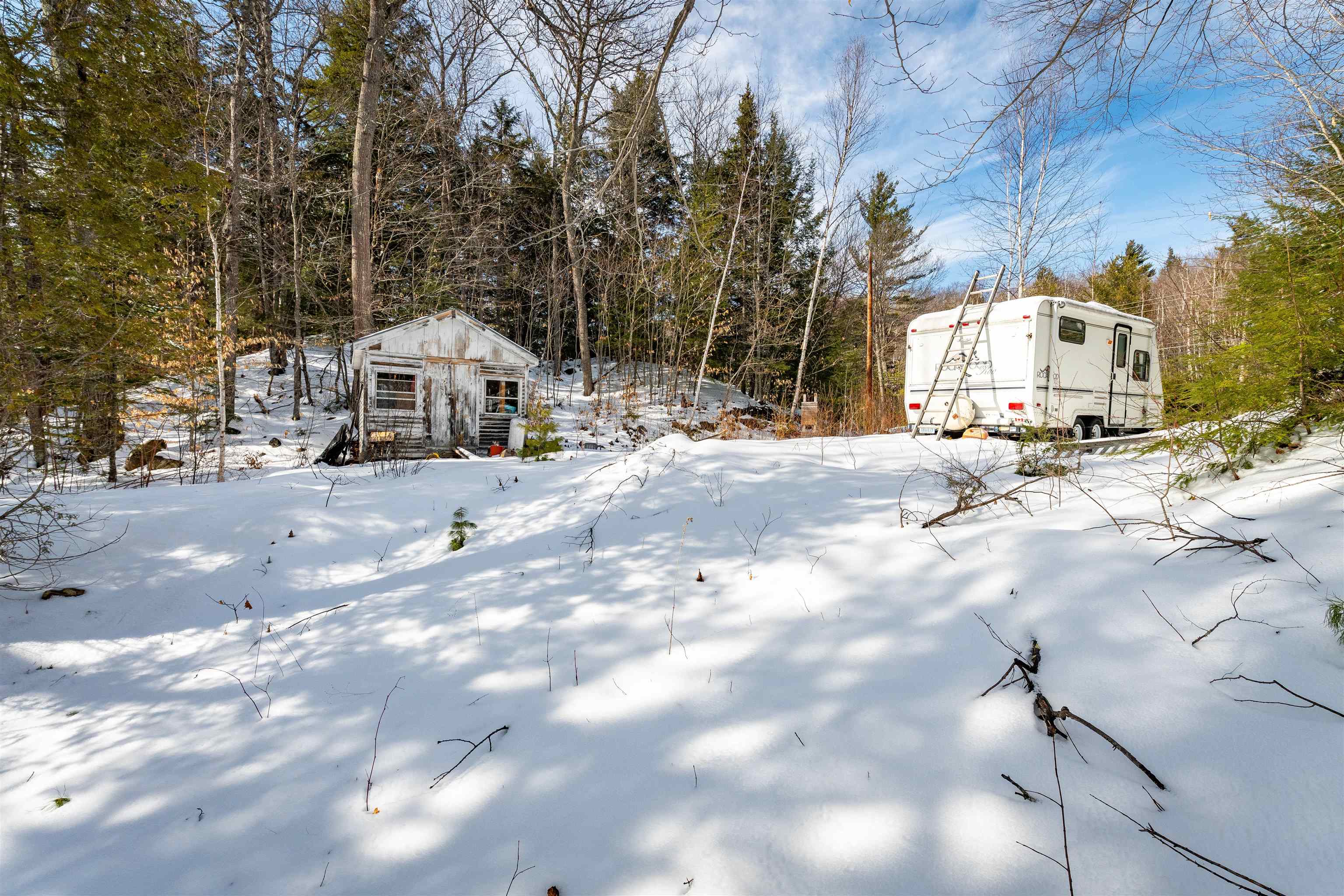 4 St Martins Drive Unit: Map R12/Parcel 133 & Map V01/Parcel 21