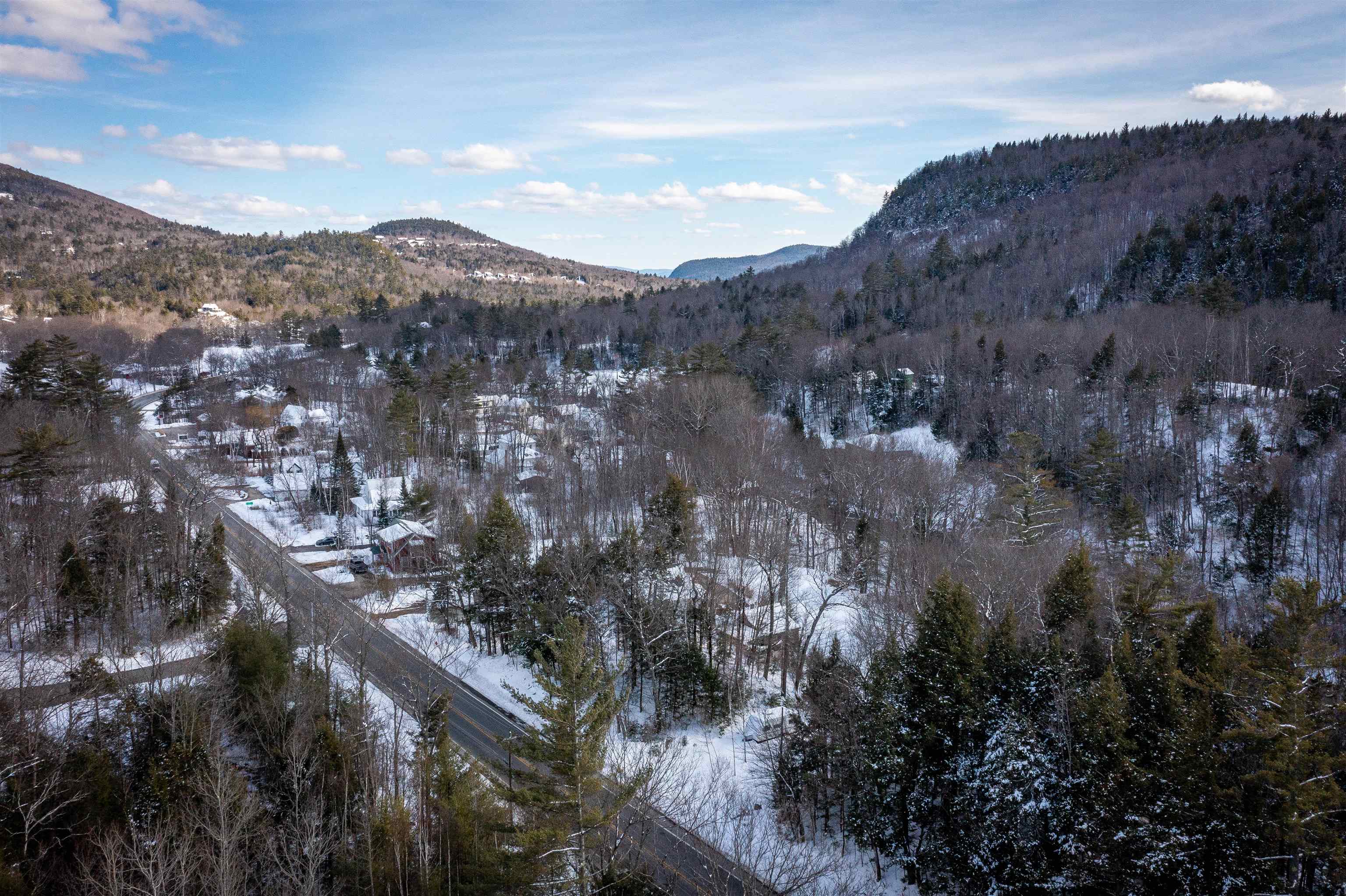 4 St Martins Drive Unit: Map R12/Parcel 133 & Map V01/Parcel 21