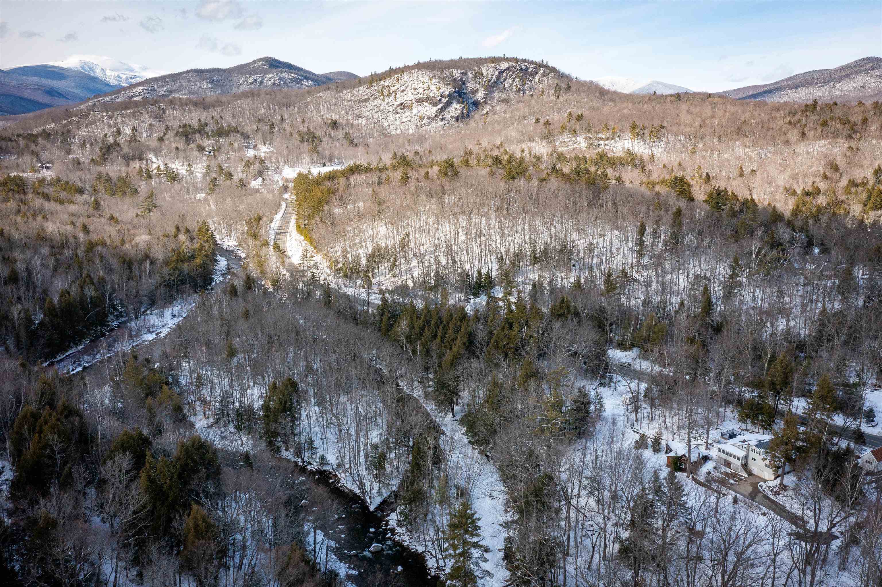 4 St Martins Drive Unit: Map R12/Parcel 133 & Map V01/Parcel 21